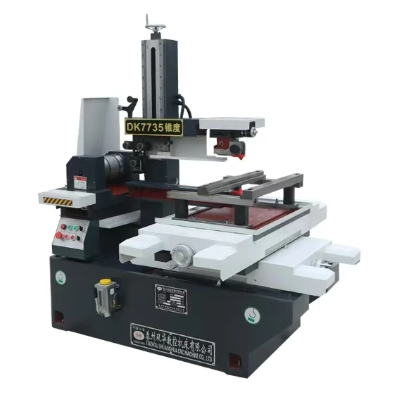 آلة ثقب EDM عالية السرعة عالية التردد من النوع F DK7745F قطع الأسلاك المتوسطة باستخدام الحاسب الآلي الأساسية PLC محرك البناء