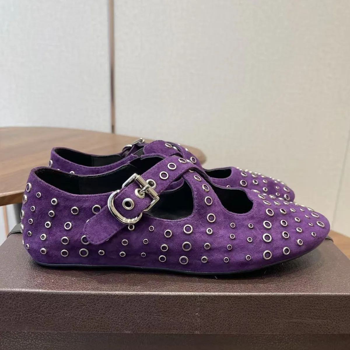 Designer Rivet Leather Mary Jane Shoes Women's Flat Bottom One Button Cross Ballet Shoes Retro Versatile Single Shoes