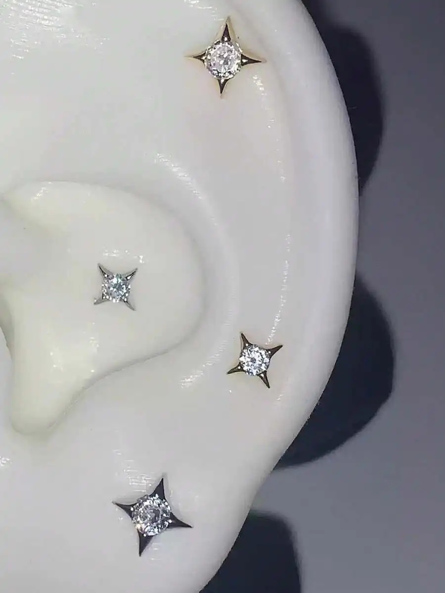 Mini Four-Prong Star Cubic Zirconia Stud Earrings For Cartilage Piercing Daily Wear
