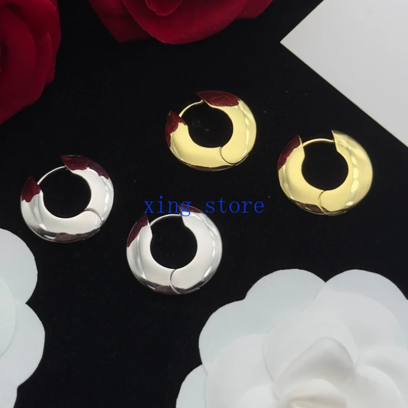 2024 Fashion New Classic Round Women's Earrings Retro Round