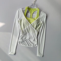 Sexy Mesh Slimming Yoga-Anzug für Frauen sammeln Sport-BH gefälschte zwei Stück schnell trocknenden Training Pilates vertuschen
