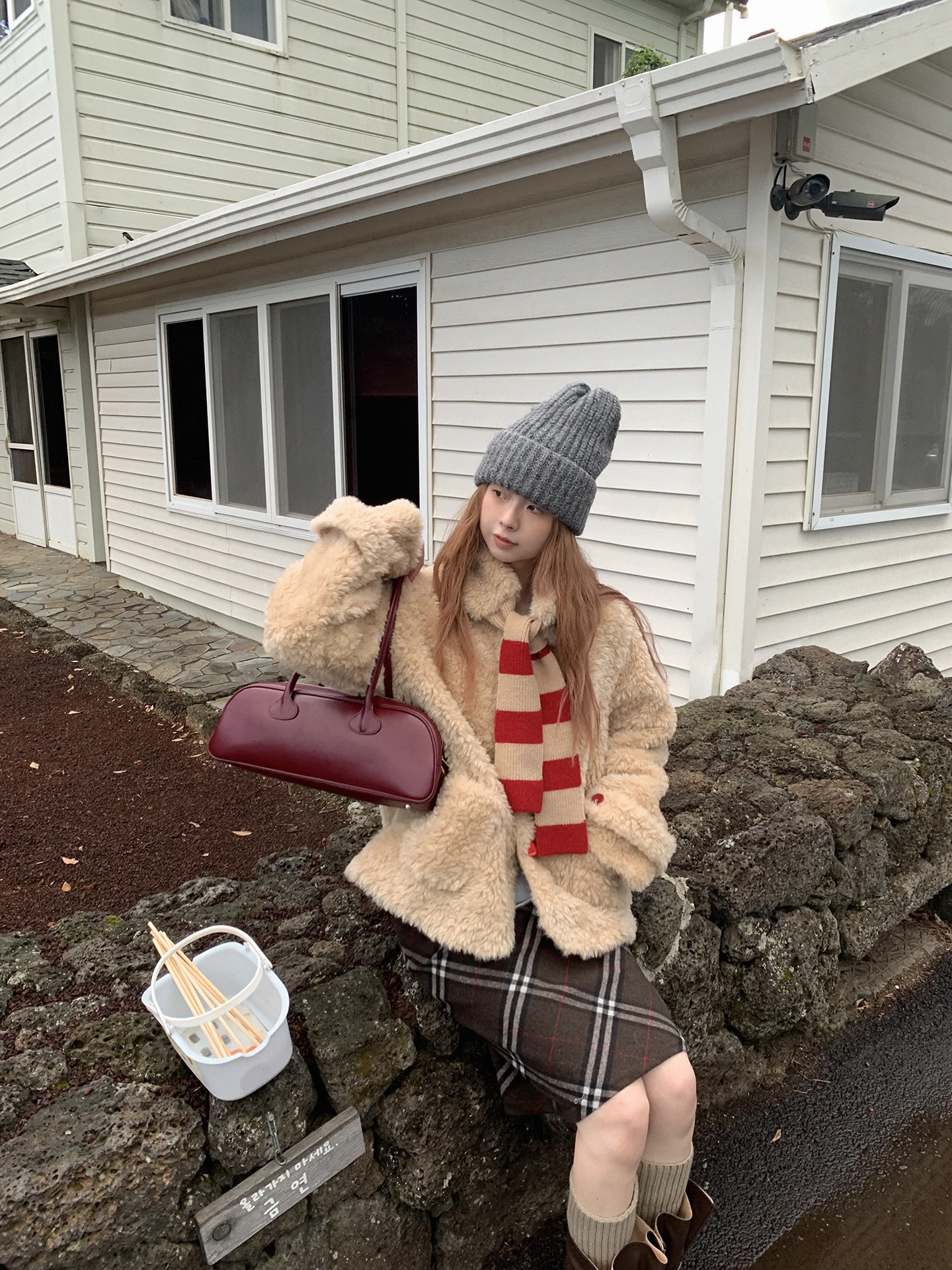 Red Celebri Lamb Fur Jaet Women's Winter New Cotton Coat Super Warm Cotton Clothes Polyester Fiber Straight Cut Sle