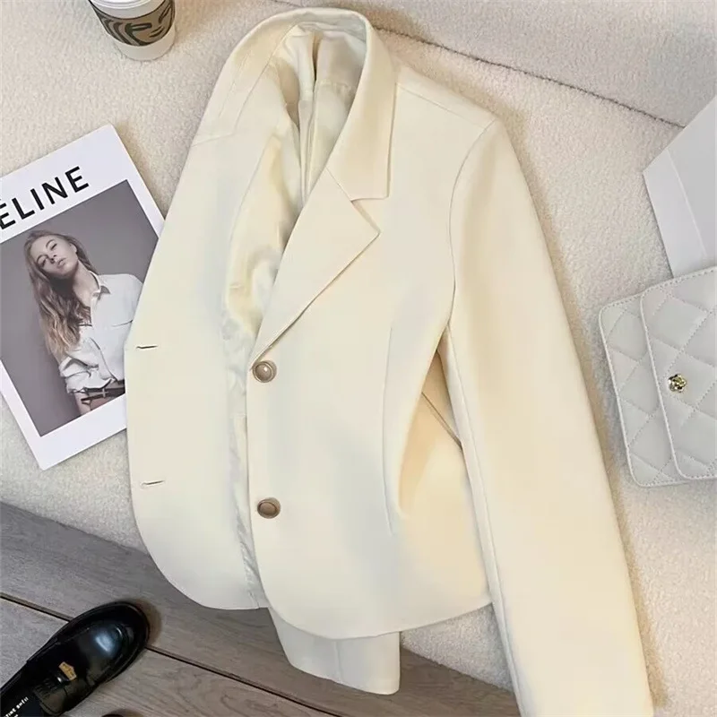 Woman Cropped Blazers Chic Trend Korean Buttons Female Suit Coat 2025 New All-match Notched Collar Crop Jacket Women's Blazers