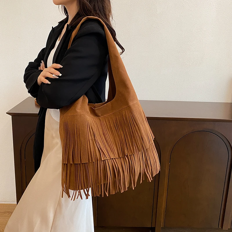 Faux Suede Hobos Women Large Tassels Shoulder Bags England Style Vintage Bags Solid Coffee Tassels Bags Classic Female Packages