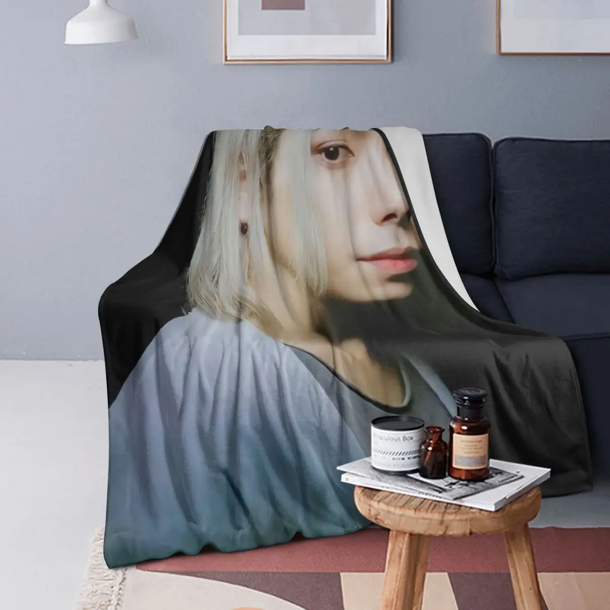 

Alice In Borderland - Chishiya Blankets Soft Warm Flannel Throw Blanket Bedspread for Bed Living room Picnic Travel Home Sofa