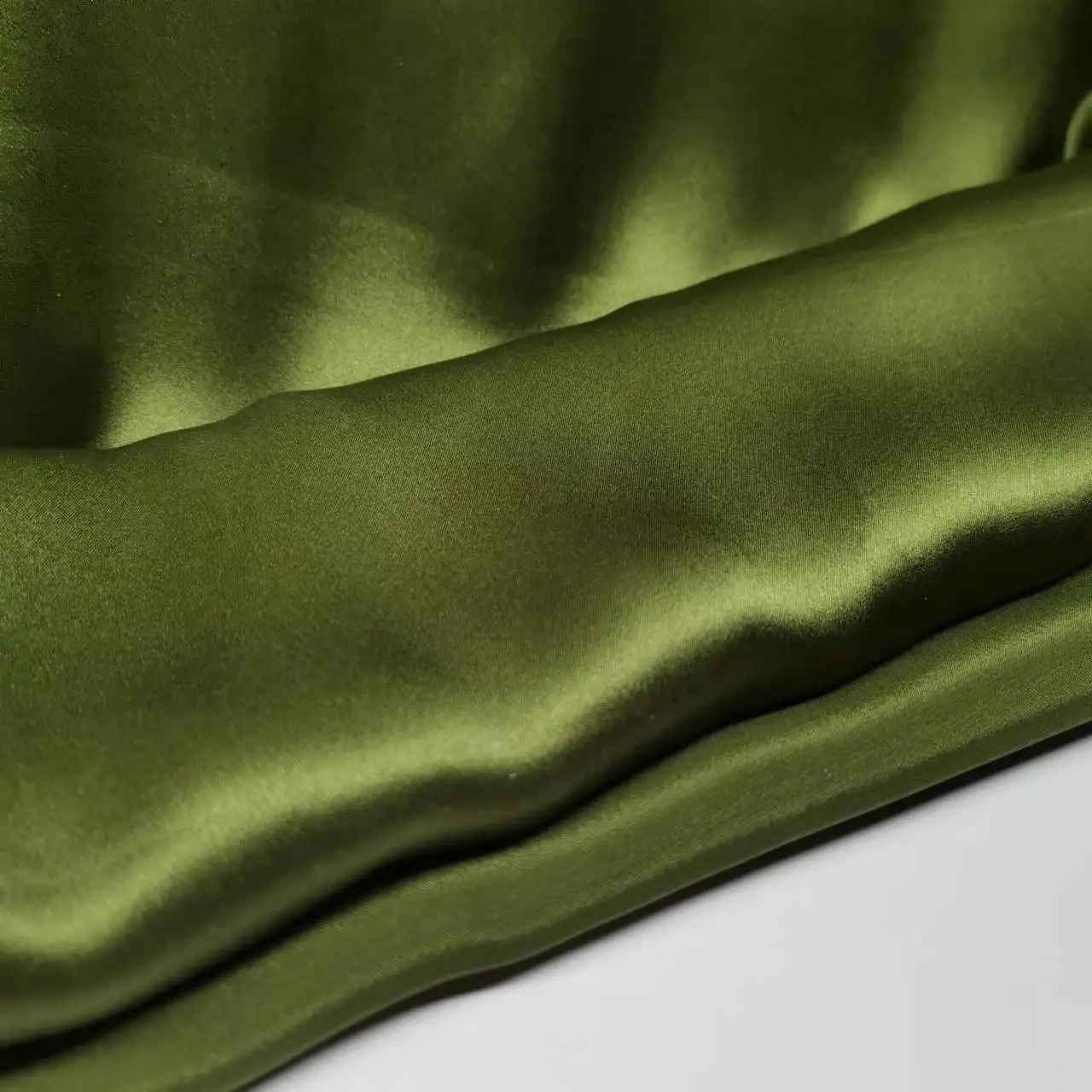 Pure Silk Satin Dress 15mm Gown Fabric Cheongsam Natural Soie Khaki Green Glossy Quatlity Satin Breathable  Material