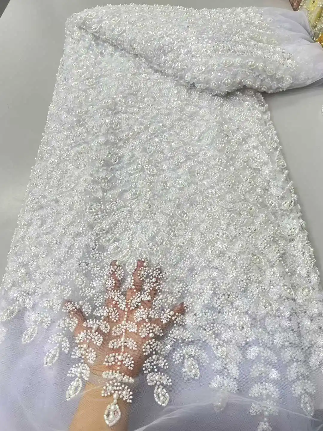 

2026 Luxury New Fashion Design White Fabric High Quality Handmade Heavy Beaded Sequins Embroidery Lace For Women Wedding Dresses