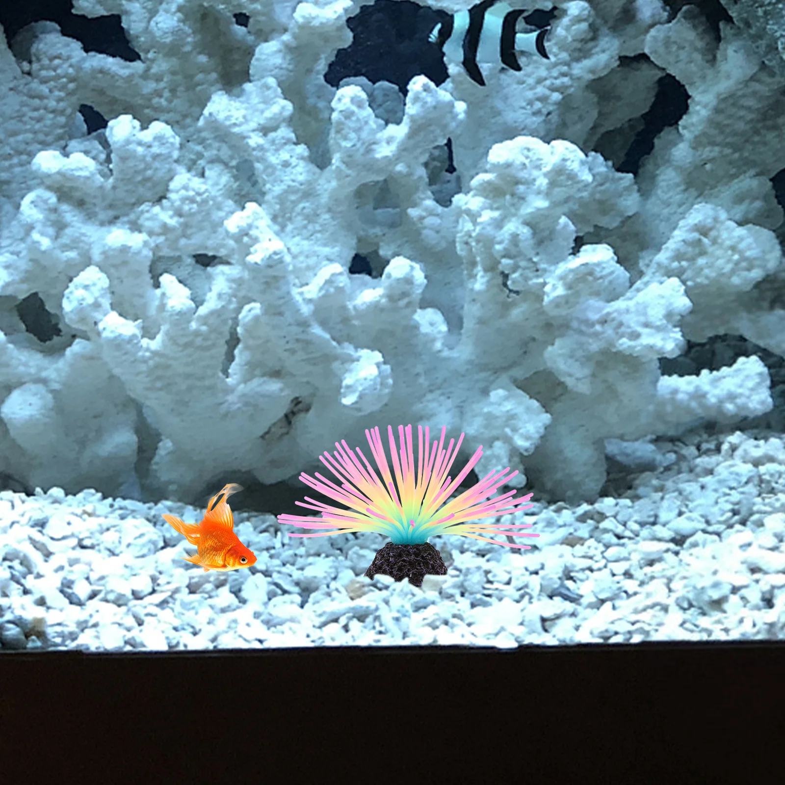 

Aquarium Fake Plant Vivid Silicone Water Grass Craft Fish Tank Decoration Realistic Fluorescence Aquatic Night Plant