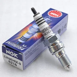 1pcs Motorcycle NGK Iridium Spark Plug CR9EHIX-9 CR8EHIX-9 is applicable to CB400 CBR250 CBR650 CBF1000 Bumblebee