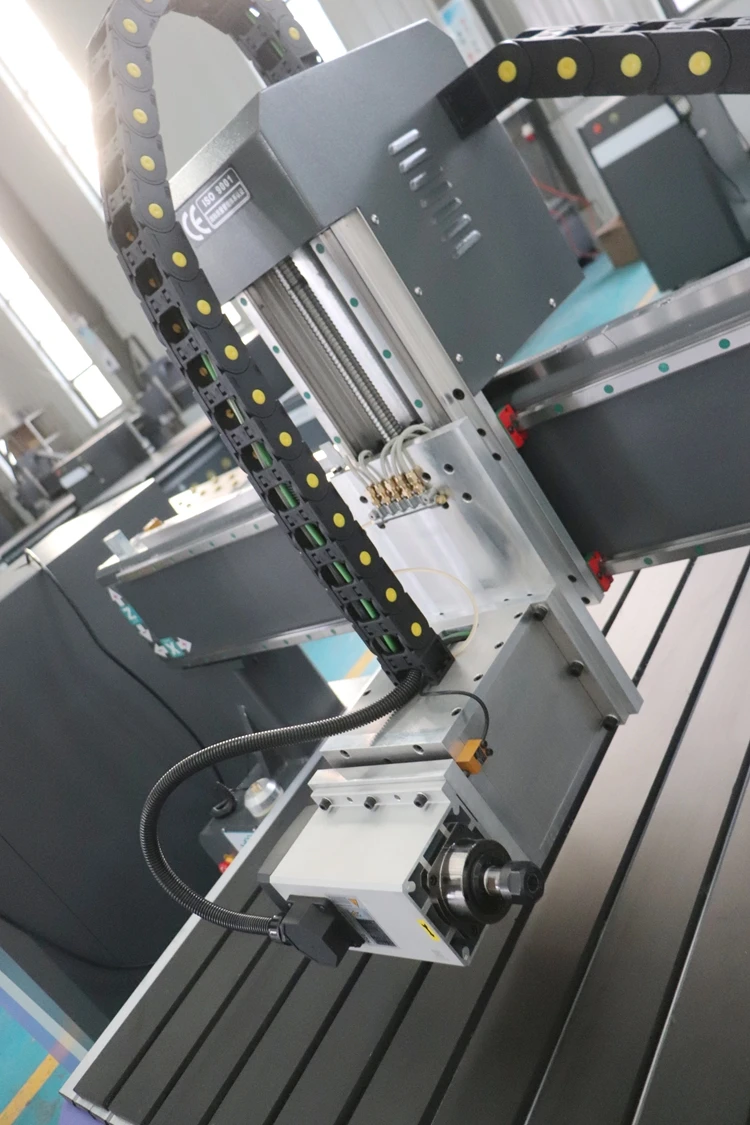 Machine de découpe de bois 4 axes 1325, routeur à bois, Machine de découpe de gravure CNC 4 axes AKM1212
