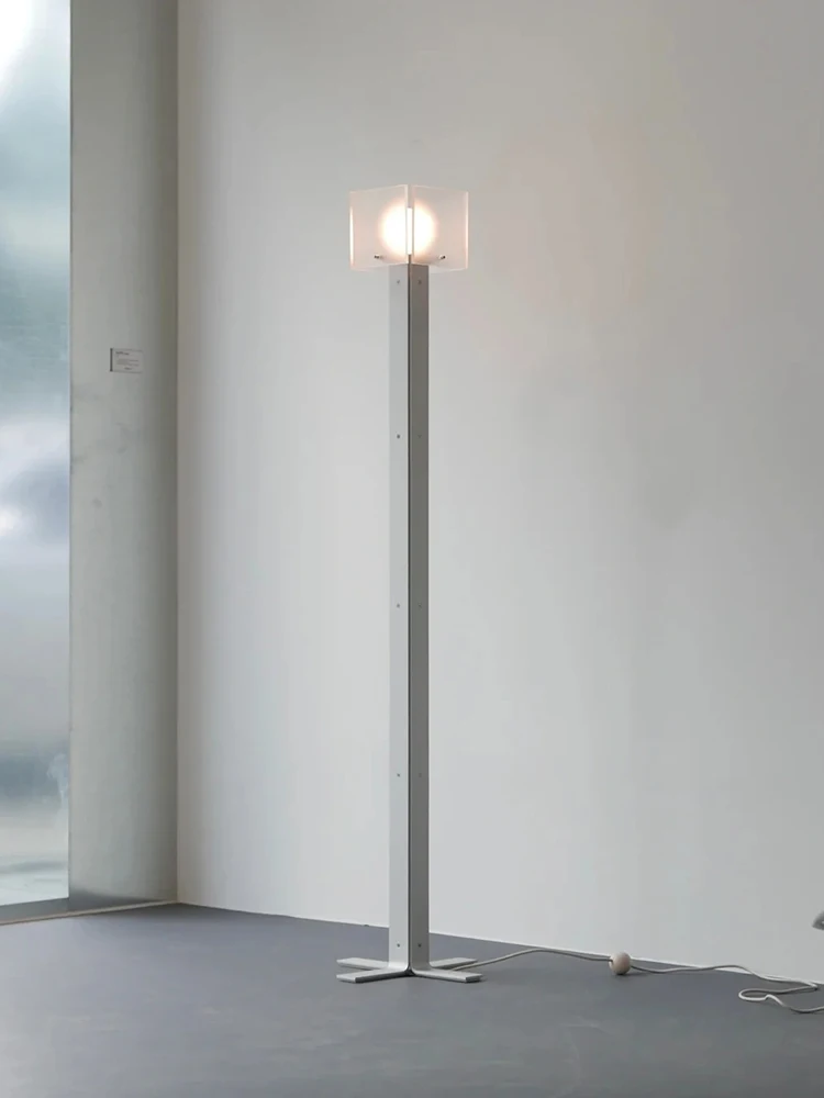 Floor lamp Modern simple matte living room exhibition hall vertical