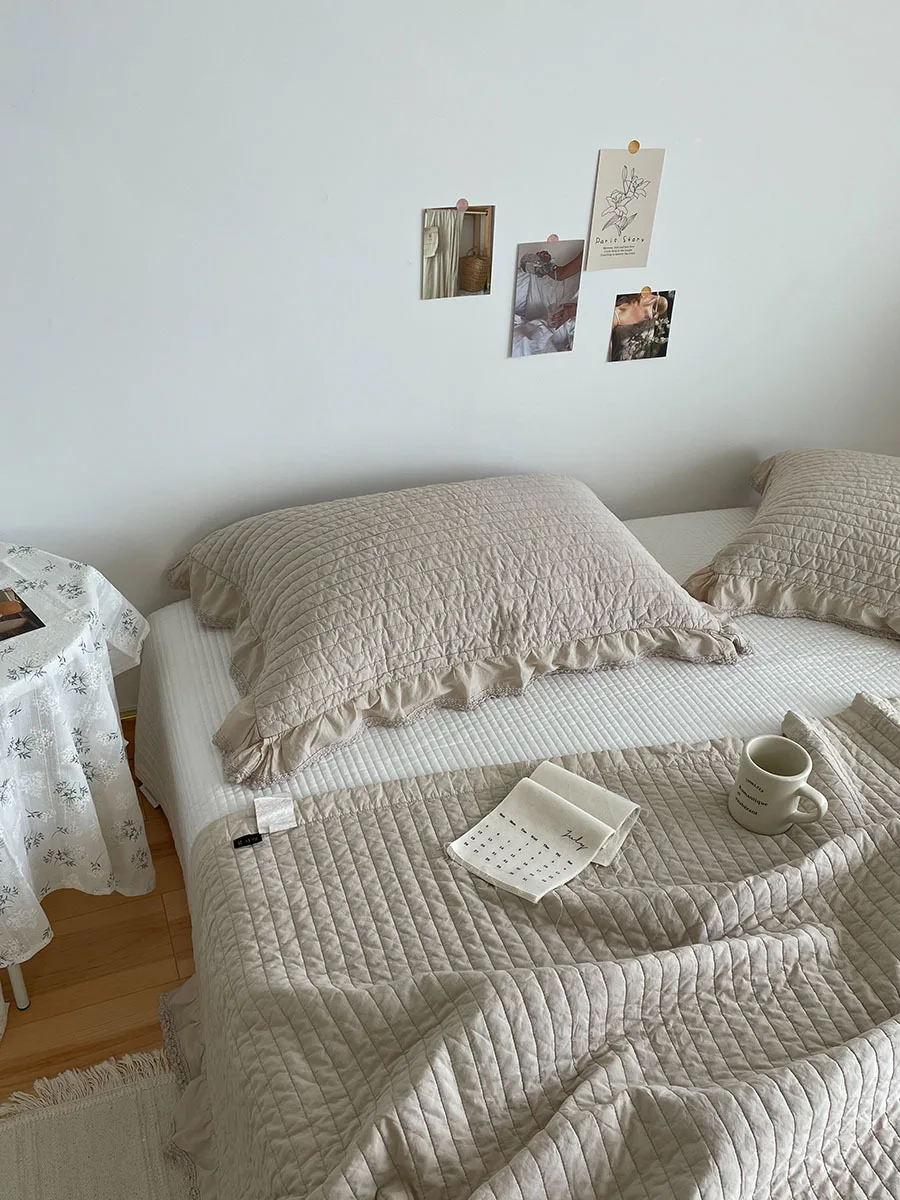 

Sand Washed Cotton Quilted Bedspread Bedding Set 3pcs - Ruffle Design, Natural Plant Dyed Lightweight Summer Quilt for Home Deco