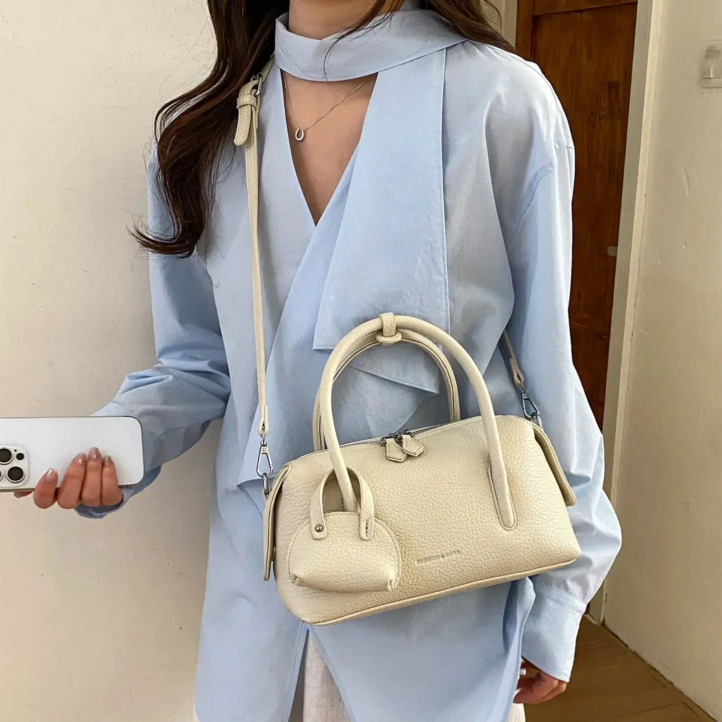 

Korean Style Minimalist Texture Leather Crossbody Bag 2026 New Classic Women's Handbag Fashion Versatile Casual Shoulder Bag