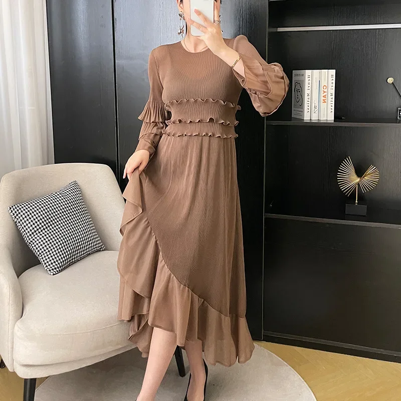 

Pleats Ruffled Ruffled Dress Female 2023 Fall Winter New Temperament Pleated Long Dress Ageing Large Size Thin Evening Dresses