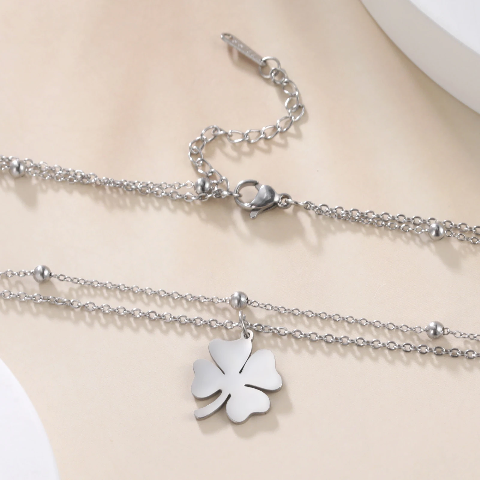 Kkjoy Edelstahl Pflanze Vierblättriges Kleeblatt Anhänger Halskette Mode Elegante Feminine Kurze Schlüsselbein Kette Halskette Schmuck – Detail 40