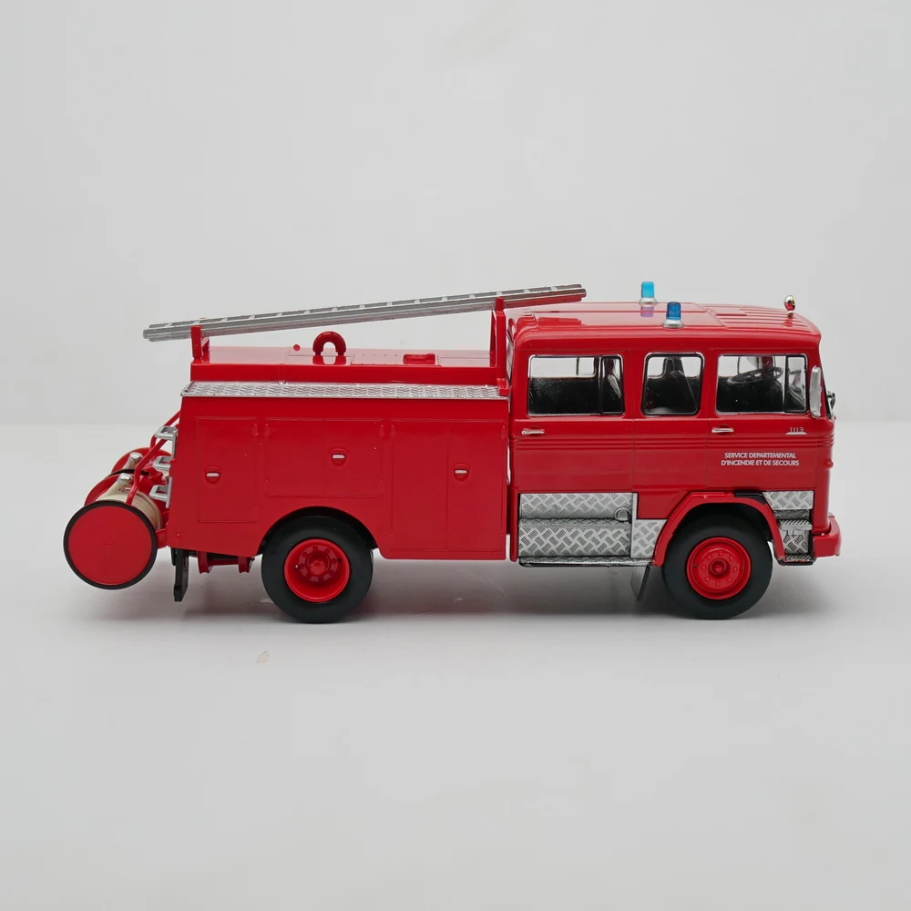 Ixo 1:43 Truck Fire Engine Mercedes-benz 1113 Diecast Car Model Metal Toy Vehicle