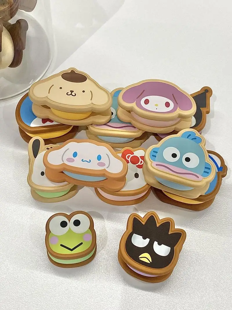 Sanrio Familie Sandwich Kekse Süßigkeiten Granulat Trend Blind Box Tischdekoration Spielzeug Peripheres Minispielzeug