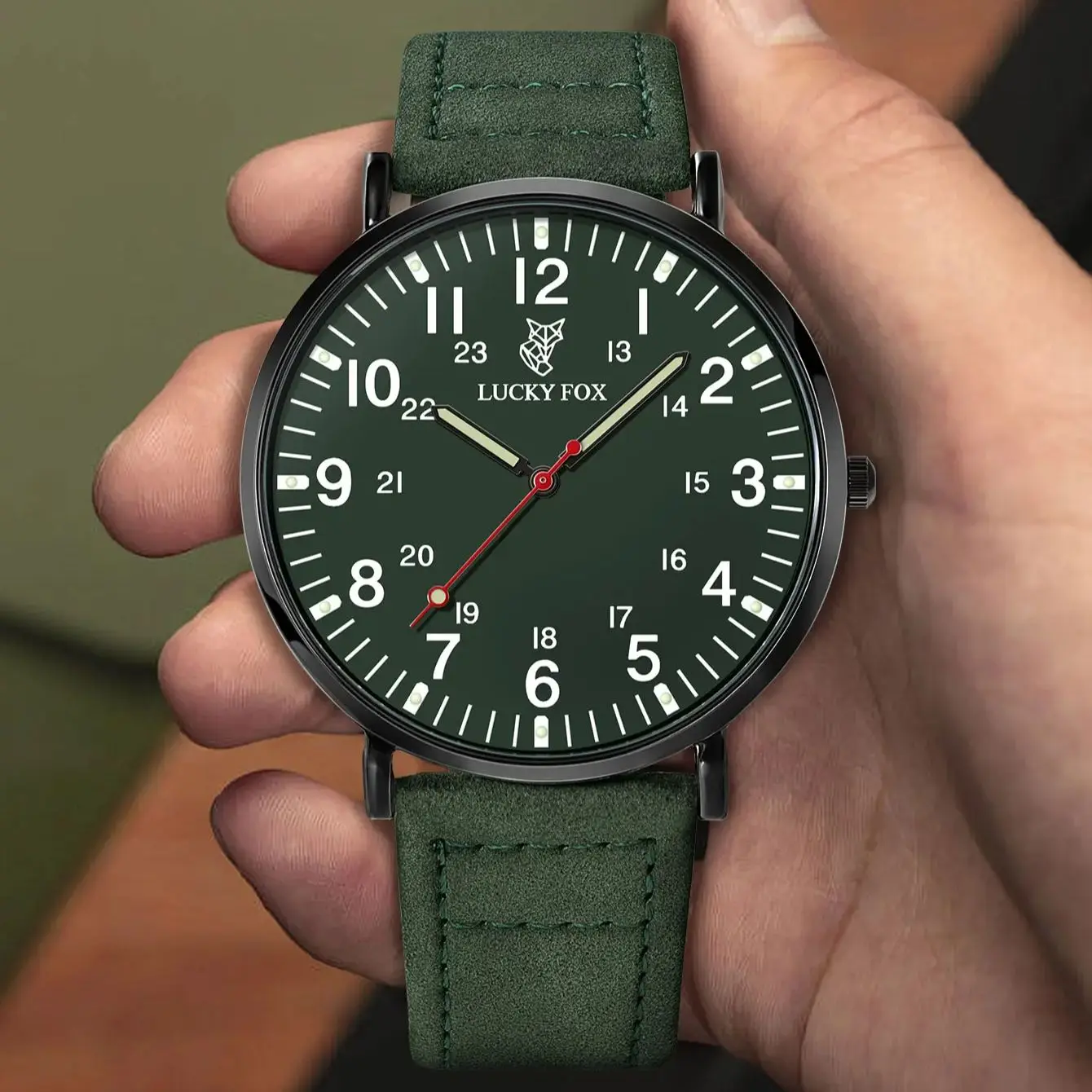 Men's Classic Luxury Quartz Watch with Large Round Dial