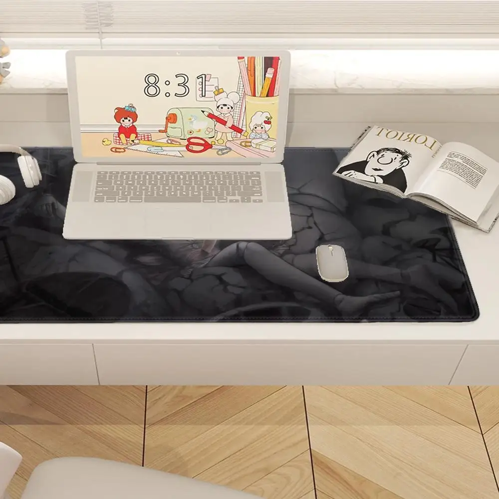 HYBXAXC Dark Grunge Ruins Sad Girl Vintage Black White Aesthetic Mouse Pad Durable Rubber Base Ldeal for Daily Office Work