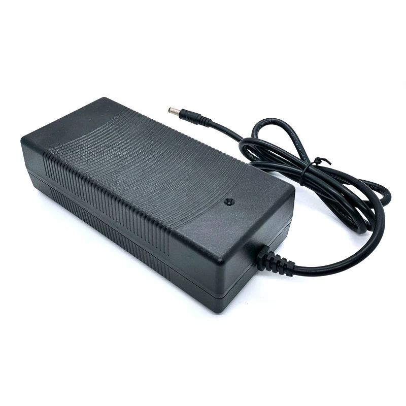 54.6V 4A Li-ion Battery Charger For 48V 13S Electric Scooter Wheelchair Li-ion Battery E-bike Charger DC5.5*2.1MM