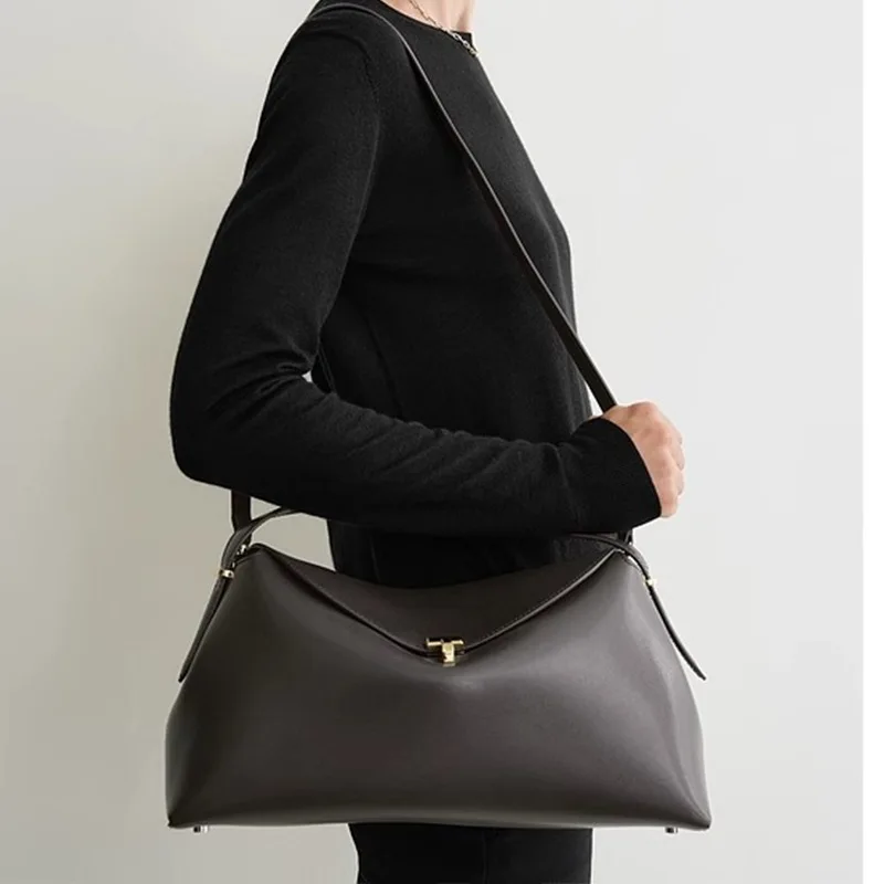 Bolso de mano de cuero texturizado para mujer, cartera versátil de color marrón ladrido con cierre en T, a la moda, para otoño e invierno, 2024