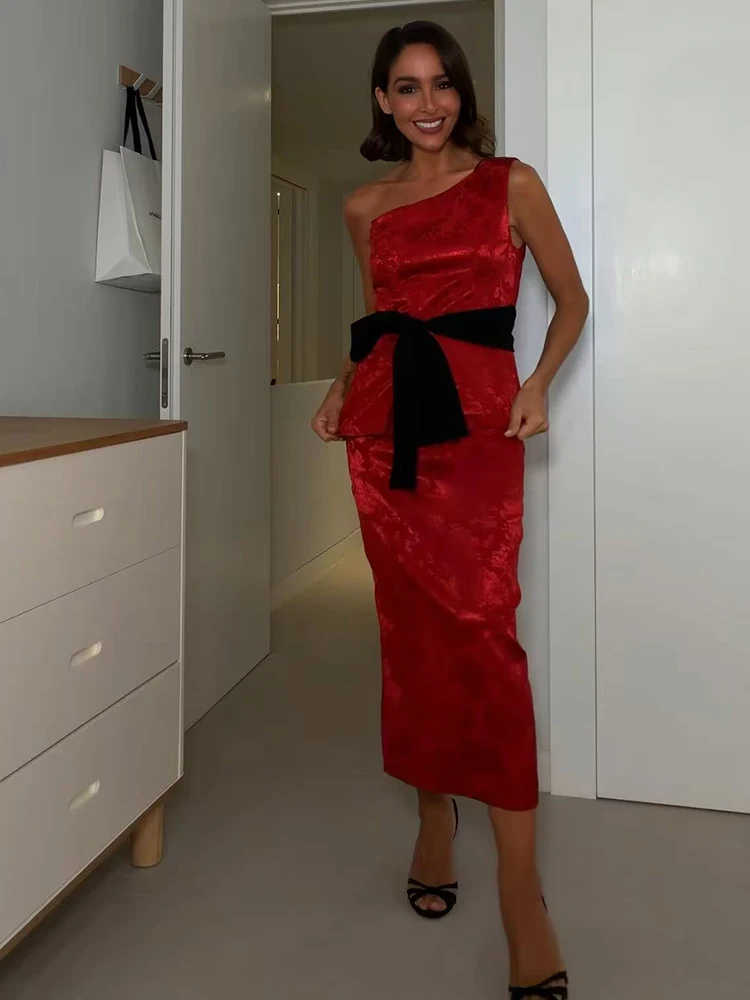 Modisches Damen-Zweiteiler-Set: Einschultriges Schwarzes Crop-Top mit Schleife und Hochgeschnittener Midirock, Neuer Sommer-Eleganzanzug