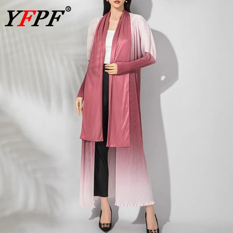 

YFPF 2026 Miyake плиссированное длинное пальто с открытой строчкой, женский модный градиентный шарф, свободная ветровка на шнуровке, элегантная одежда