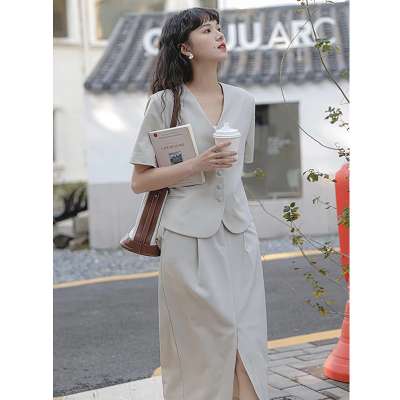 

Light Mature Elegant Women's Suit Skirt Summer Formal Occasion Interview Office Lady Short-sleeved Suit Top Skirt Two-piece Set