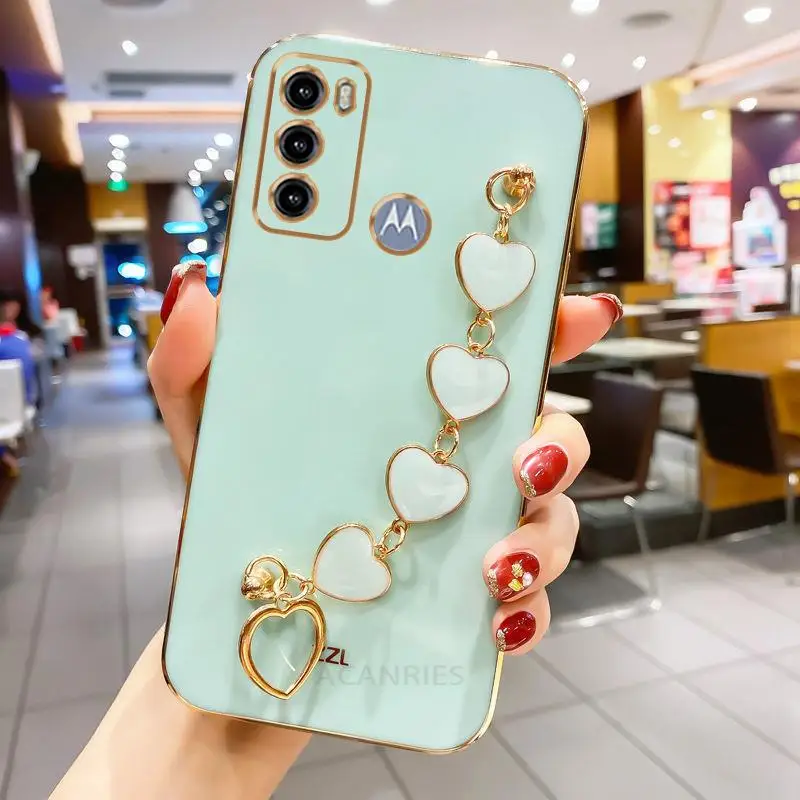 Plating Love Heart Bracelet Case For Motorola Moto G60 G20 G30 G50 5g G22 E20 G10 G52 G9 Play Plus Chain Cover