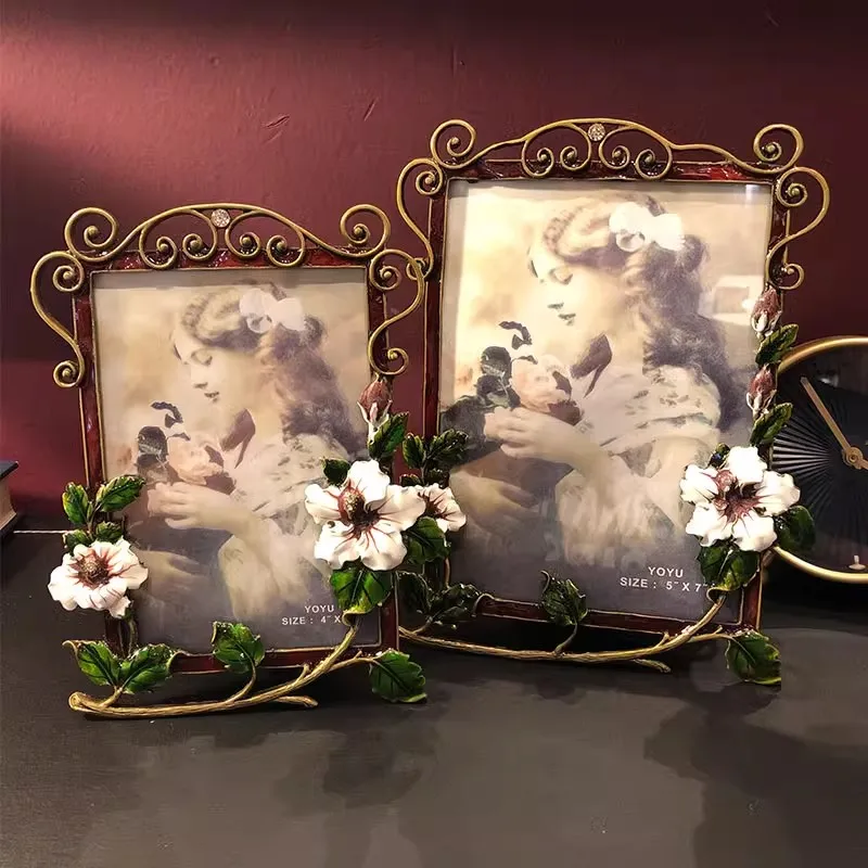 Light Luxury Creative Enamel Color Gardenia Metal European Retro Decoration Photo Frame Ornament