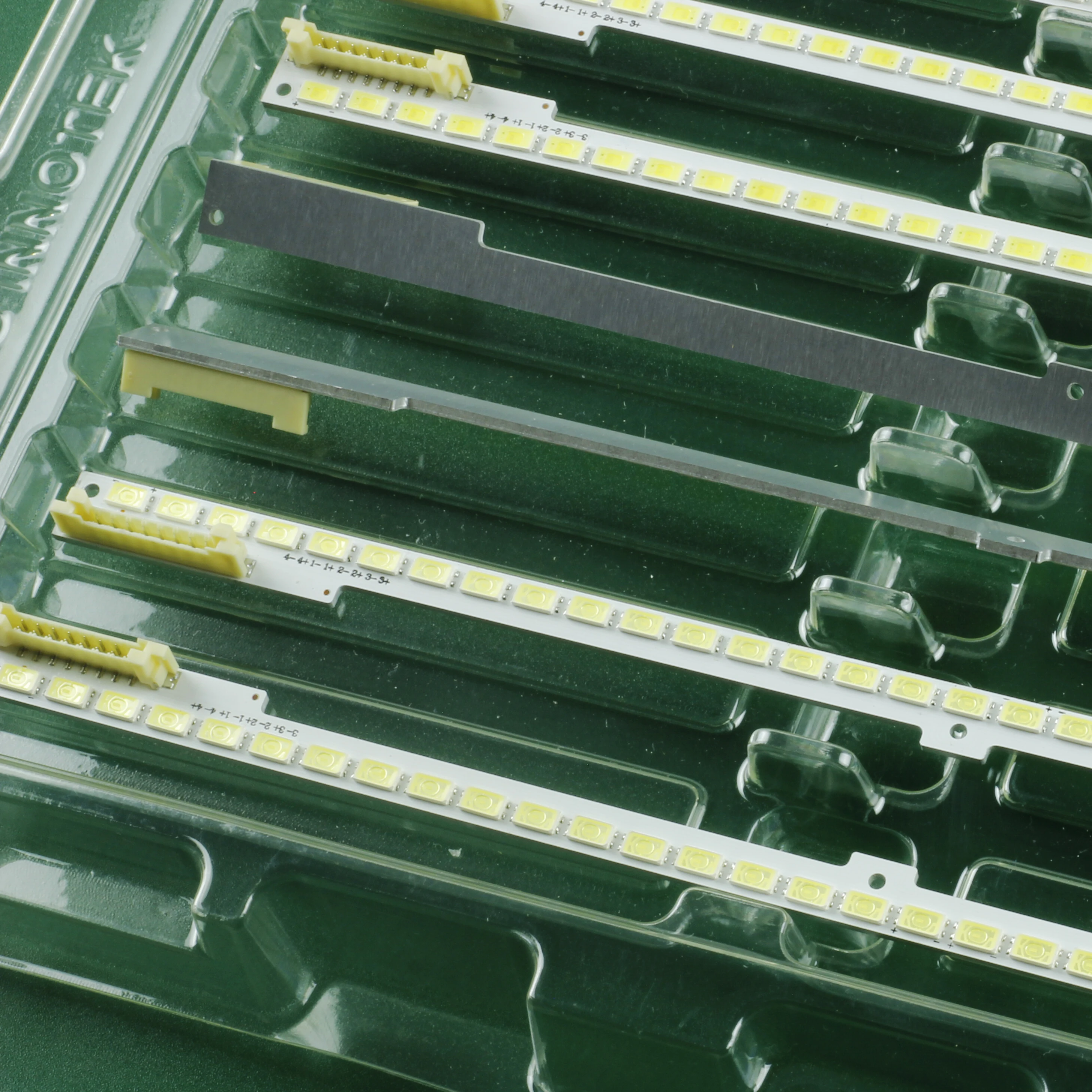 LED バックライト ストリップ 2011SVS40 6.5K LTJ400HV01-J LTJ400HV02-J UE40D6530WS UE40D6510WS UA40D6600WN UE40D7000 UA40D6530 UE40D6750