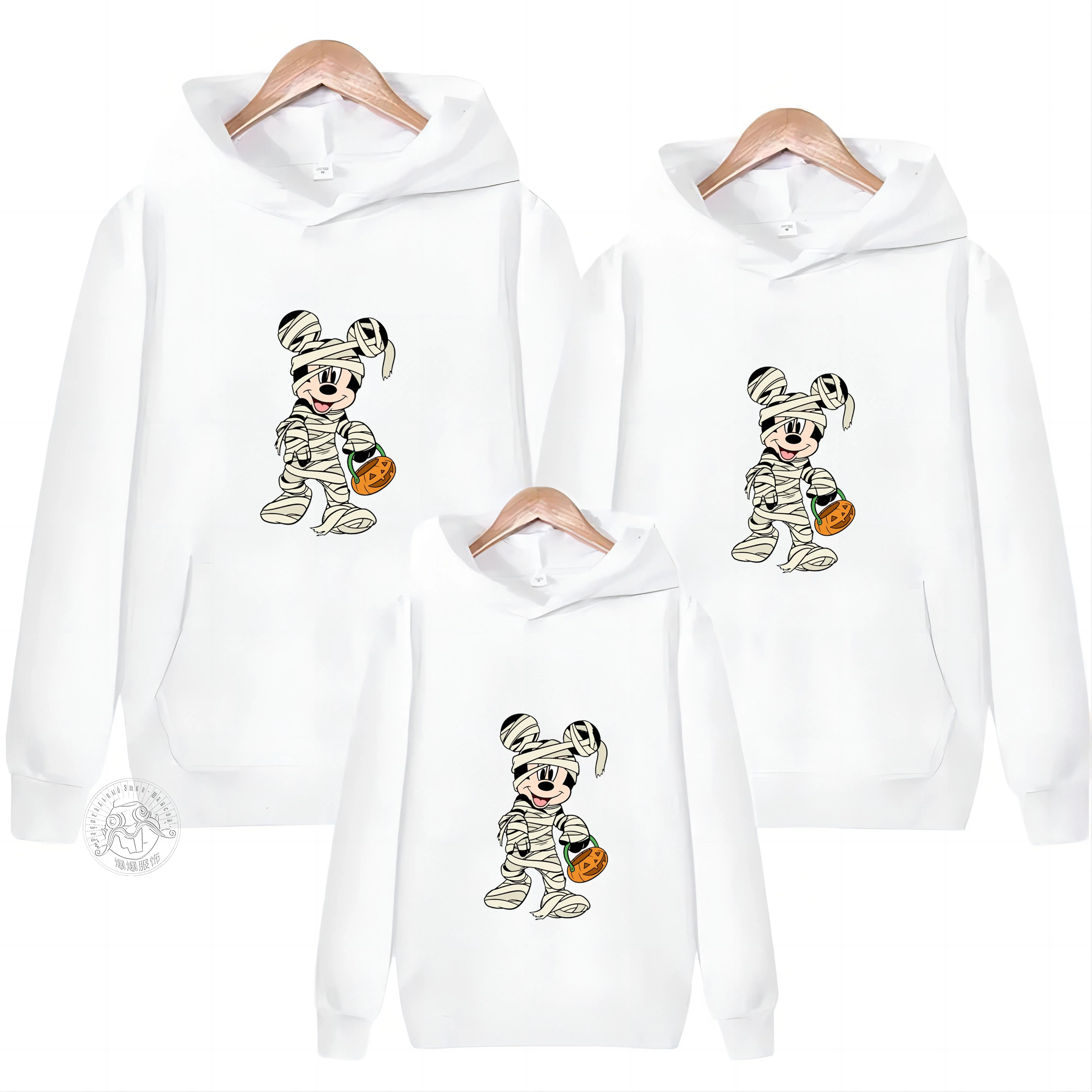 A family of three spring and autumn long-sleeved hoodie cartoon cute style printed graffiti Disney Mickey Goofy sportswear