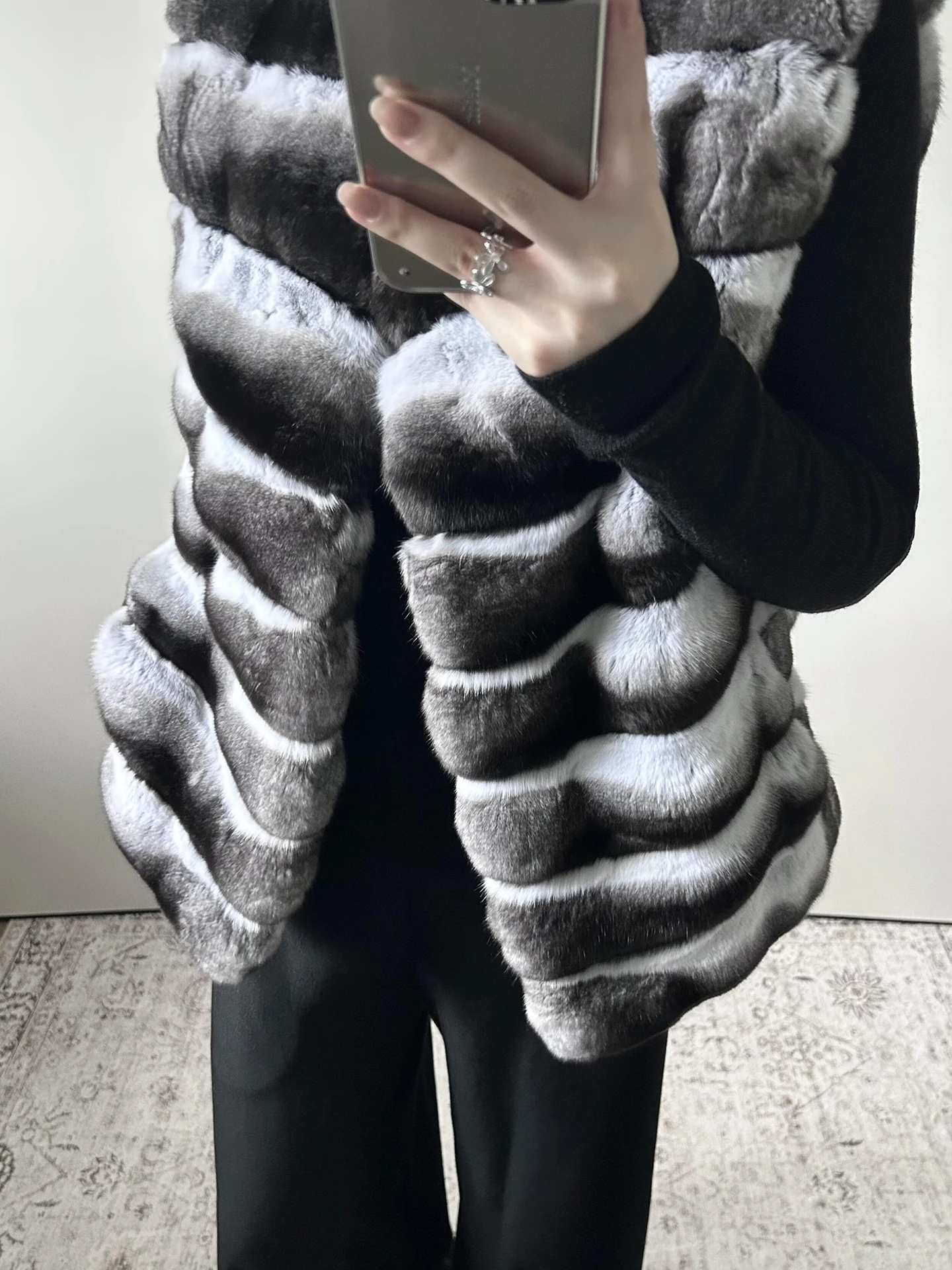 친환경 토끼털 코트 여성용 패셔너블 럭셔리 드래곤 아우터웨어 편안하고 따뜻한 스트라이프 조끼