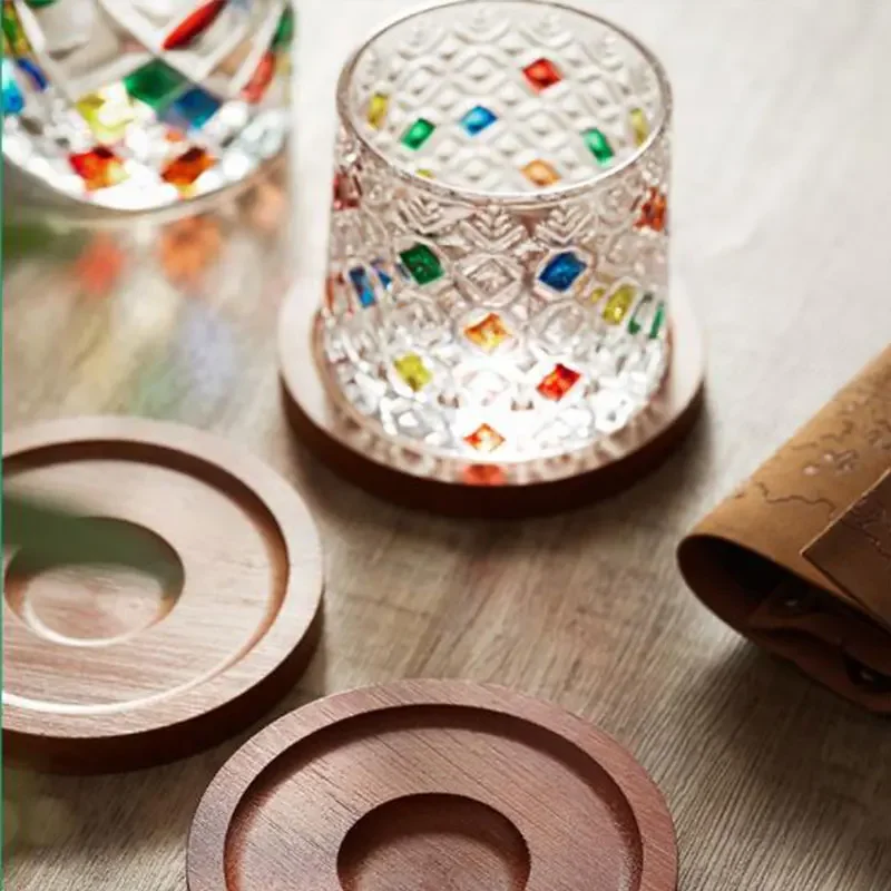 نظارات ويسكي كريستال دوارة مع صينية كوستر خشبية ، كوب زجاجي ملون ، مظهر عالي ، تخفيف التوتر