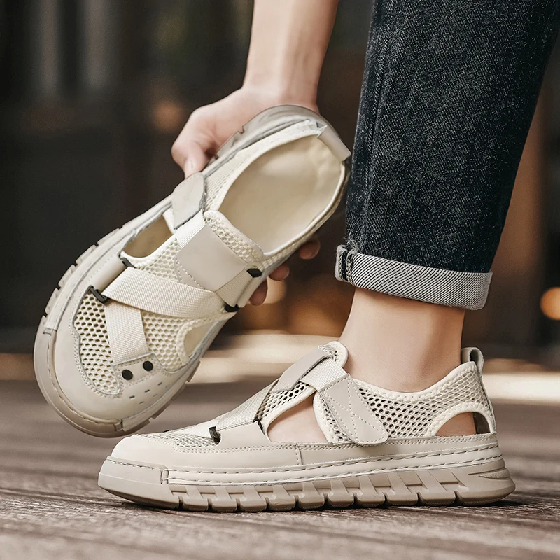 Men's Mesh Closed-Toe Sandals Breathable Beach Vacation Outdoor Hiking Walking Shoes Velcro Adjustable Vamp Strap Protective