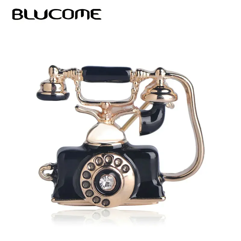 

Женская Винтажная брошь Blucome, розовая брошь в форме стационарного телефона, украшенная стразами, подарок для матери или отца, Ювелирное Украшение,