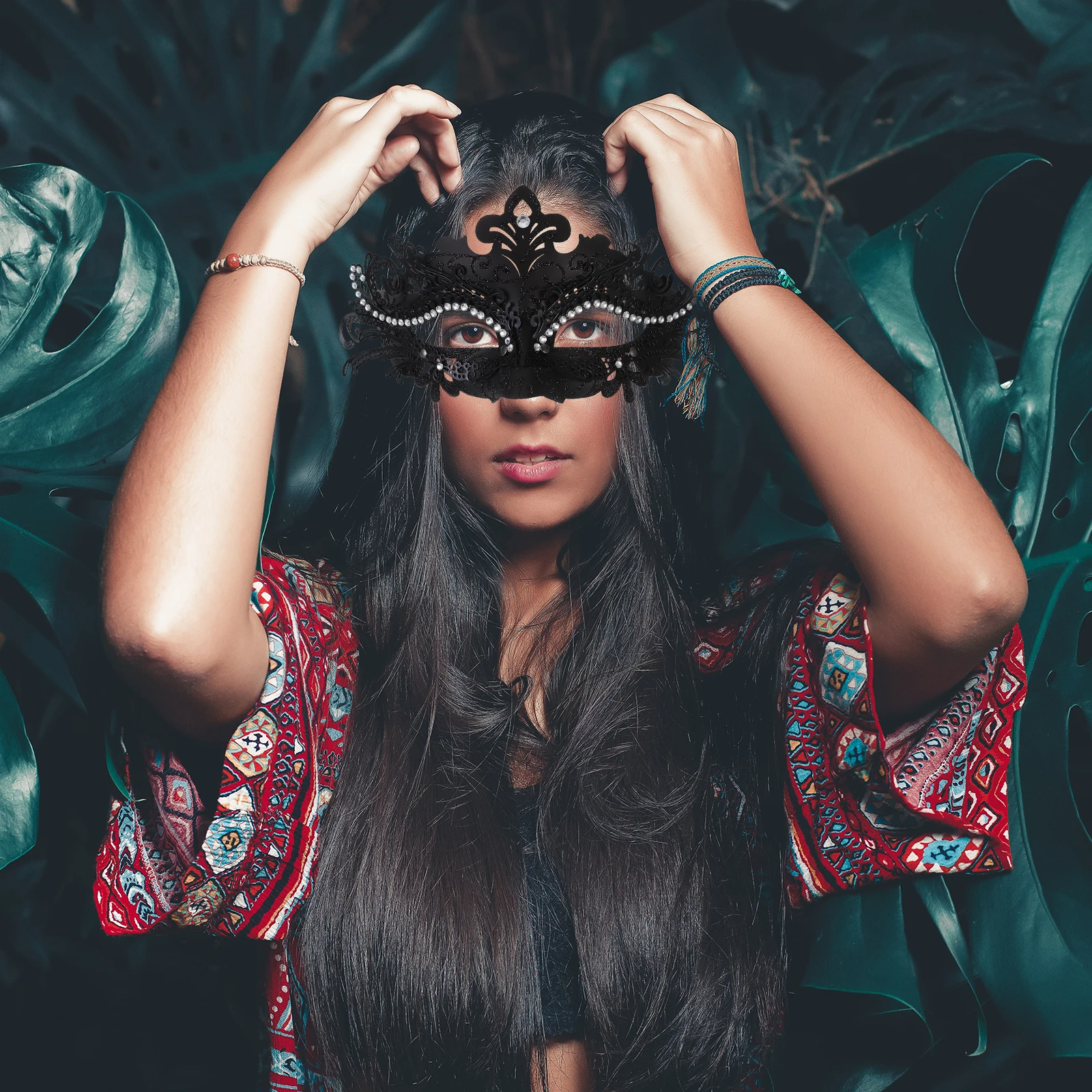 

2Pcs Half Face Mask Black Masquerade Cosplay Carnival Party Lightweight Costume Masquerade Mask for Women Halloween