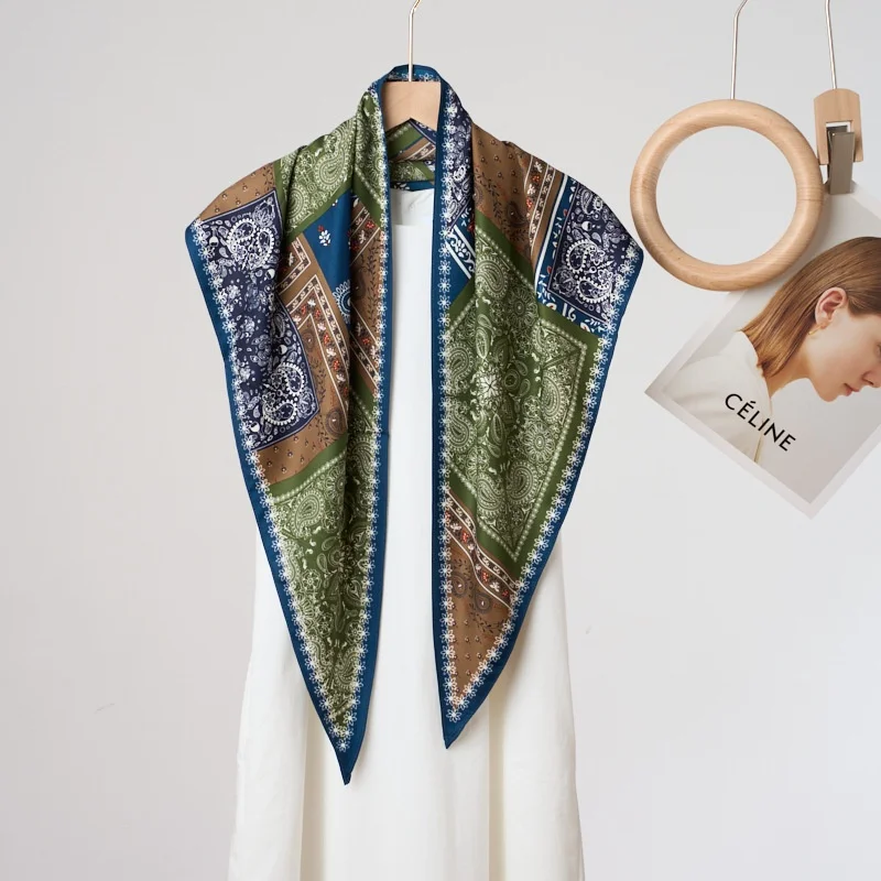 

Women's Vintage Old Money Style Triangular Scarf High-End Waist Seal Belt Ethnic Sun Protection Shawl Fashion Accessory
