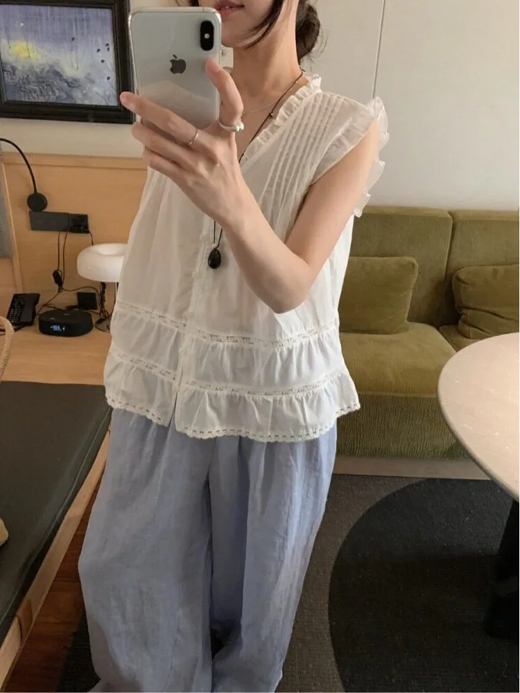 Elegant V-Neck Embellished Sleeveless Top Heavy Embossing Fabric Women's Korean Style Breathable Comfortable Summer Shirt