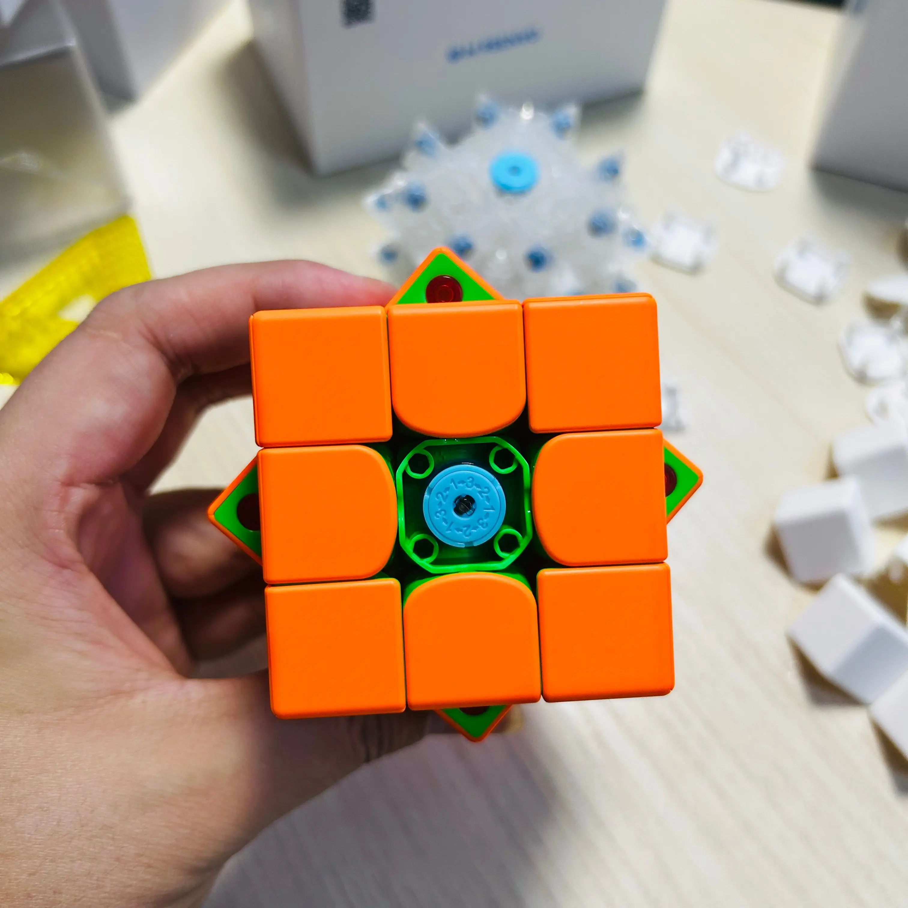 DIY GAN 356ME 2025 クリスマスエディション ガンキューブ 3x3 マグネット式 マジックスピードキューブ ステッカーレス プロ仕様 子供向けおもちゃ ギフト