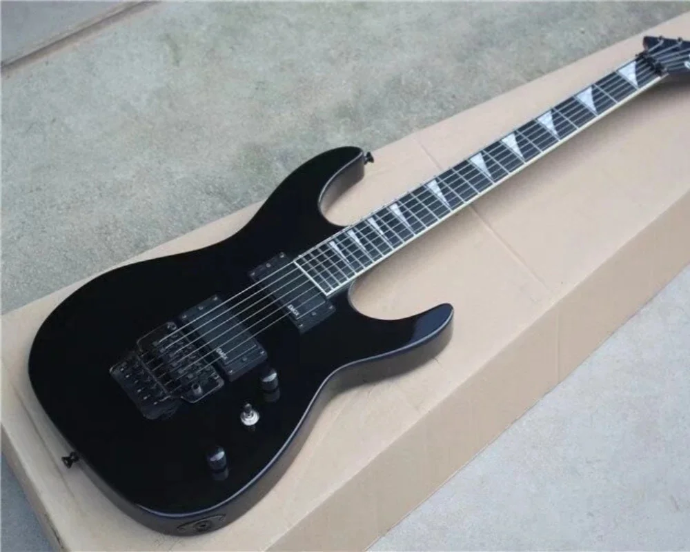 6 Strings Electric Guitar with Rosewood Fingerboard,Black Hardware,Provide customized services