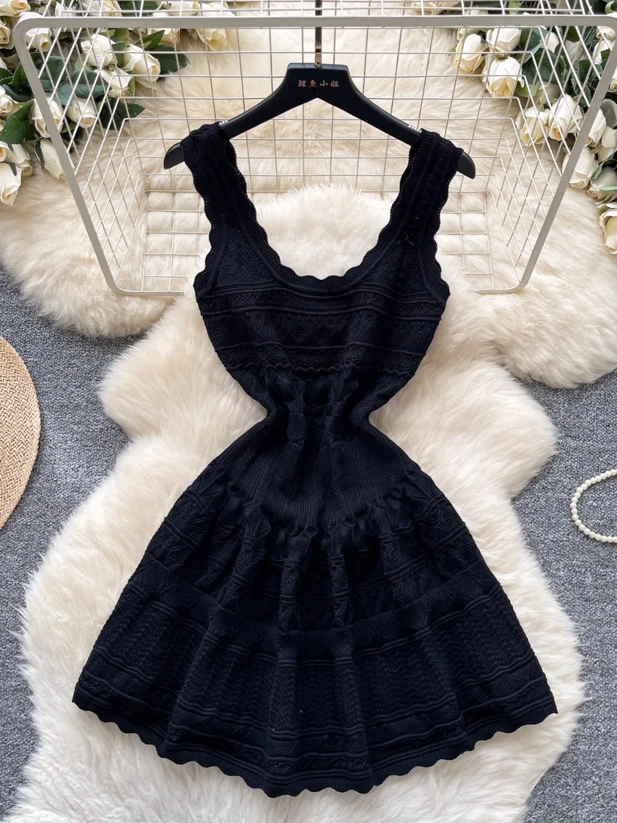 Foamlina Elegant French Retro U-Neck Knitted Dress Women's Summer Cutout Crochet Slim Fit Chic Mini Short A-line Dresses