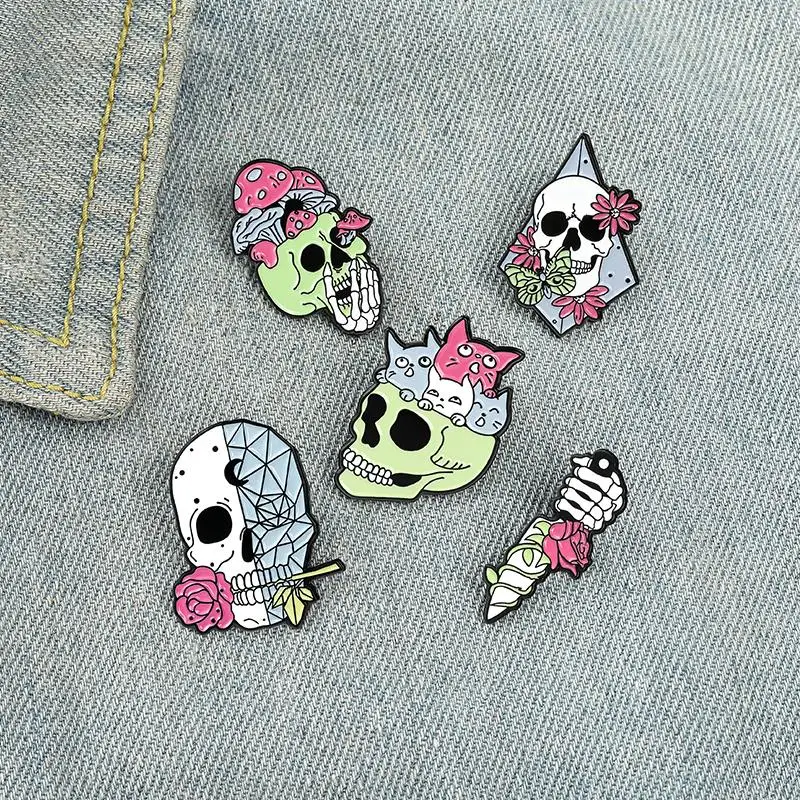 Living Skeleton Enamel Pins Custom Rose Cats Skull Dagger Brooch Lapel Badge Bag Punk Gothic Jewelry Gift for Friends