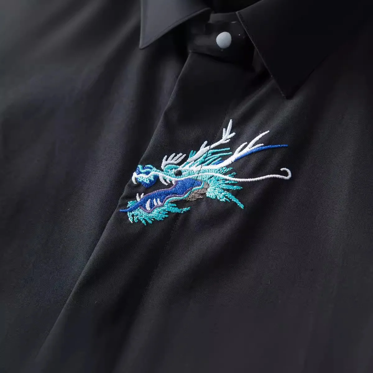 Chinese Style Embroidered Men's Shirt Brand Long Sleeve Cotton Shirts Slim Fit Casual Business Formal Dress Shirts Men Clothing