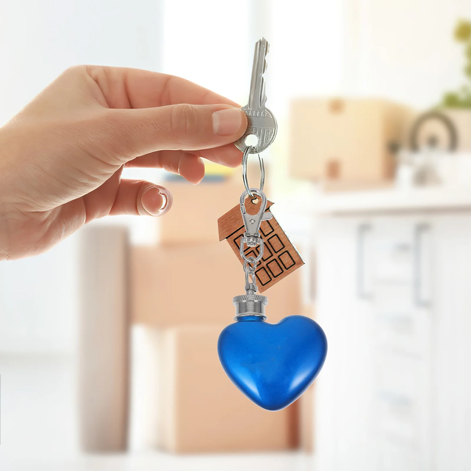 

1Oz Heart Wine Pot Compact Portable Flask for Liquor Whiskey Stainless Steel Pocket Flask for Outdoor Camping Hiking