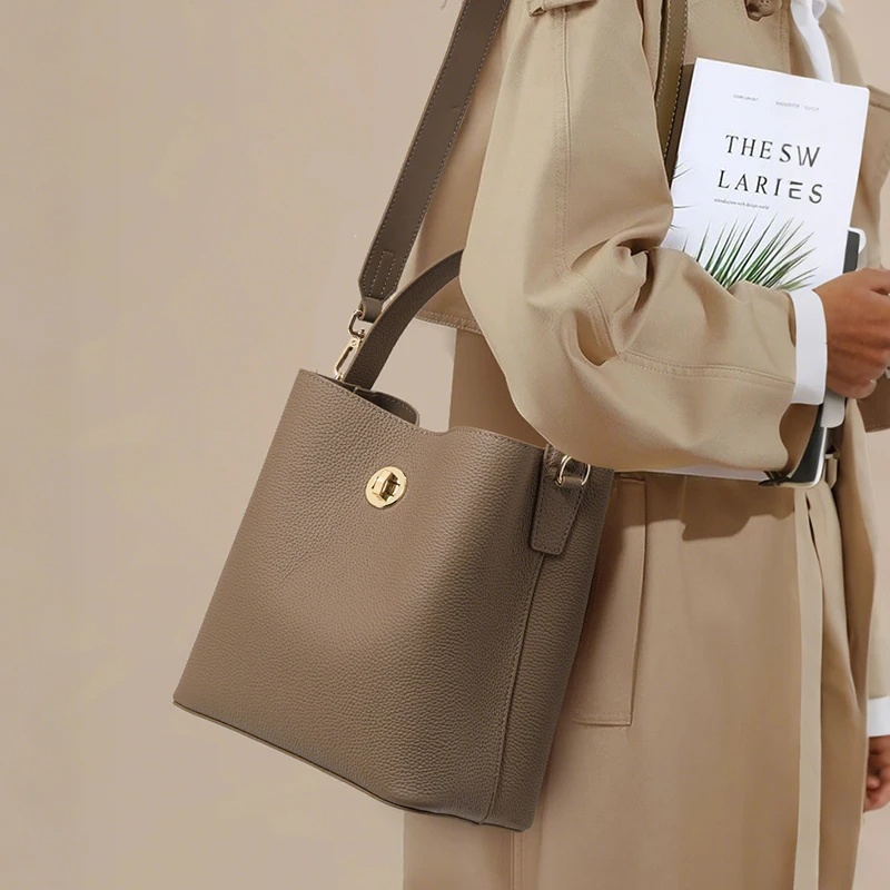 

Aidrani Leather Bucket Bag: Gold - Tone Accent（Aidrani