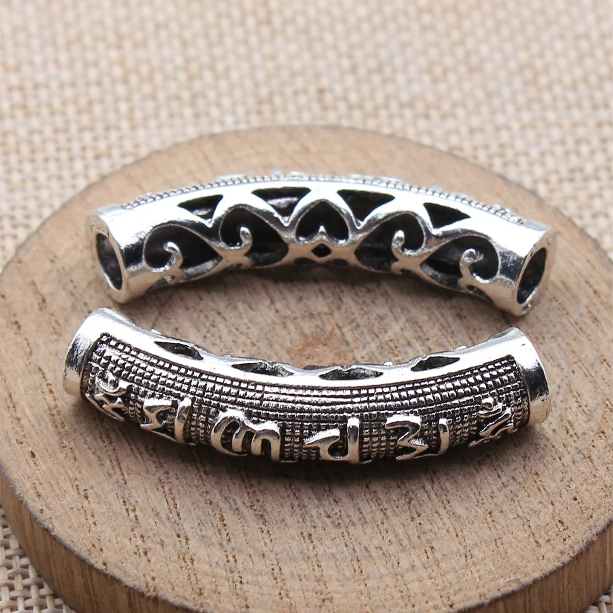 

20pcs 45x16x9mm(1.77x0.63x0.35inch) Antique Silver Color Hollow Hair Braid & Bangle Accessories Jewelry Making Accessories