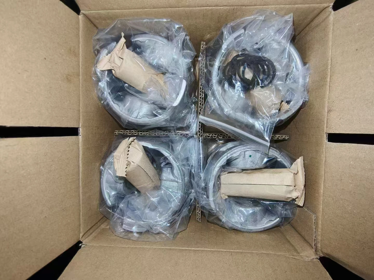 2025 P4AT Engine Piston - BK2Q-11-SA0 BK2Q11SA0 for Transit Ranger 2.2 BT-50