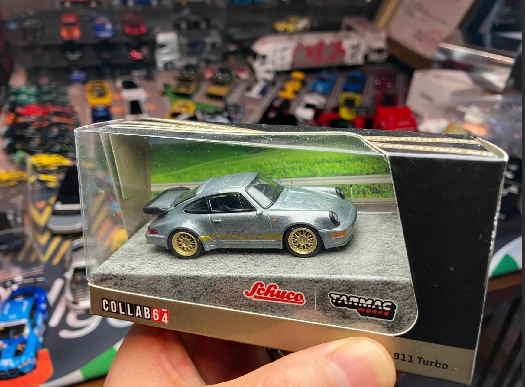 Tarmac Schuco 1/64 Chase Car Collector 911 Turbo Diecast Scale Model Car Alloy