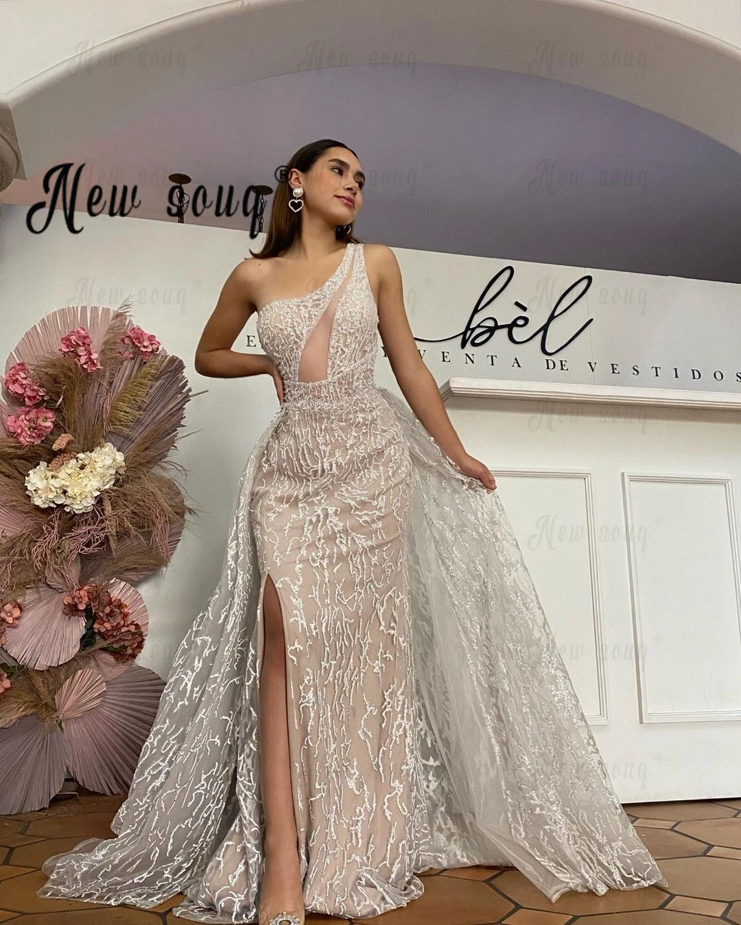 

Ladies Elegant Light Champagne Evening Dress With Detachable Train Prom Party Dresses 2024 New Sexy Asymmetric Evening Dress